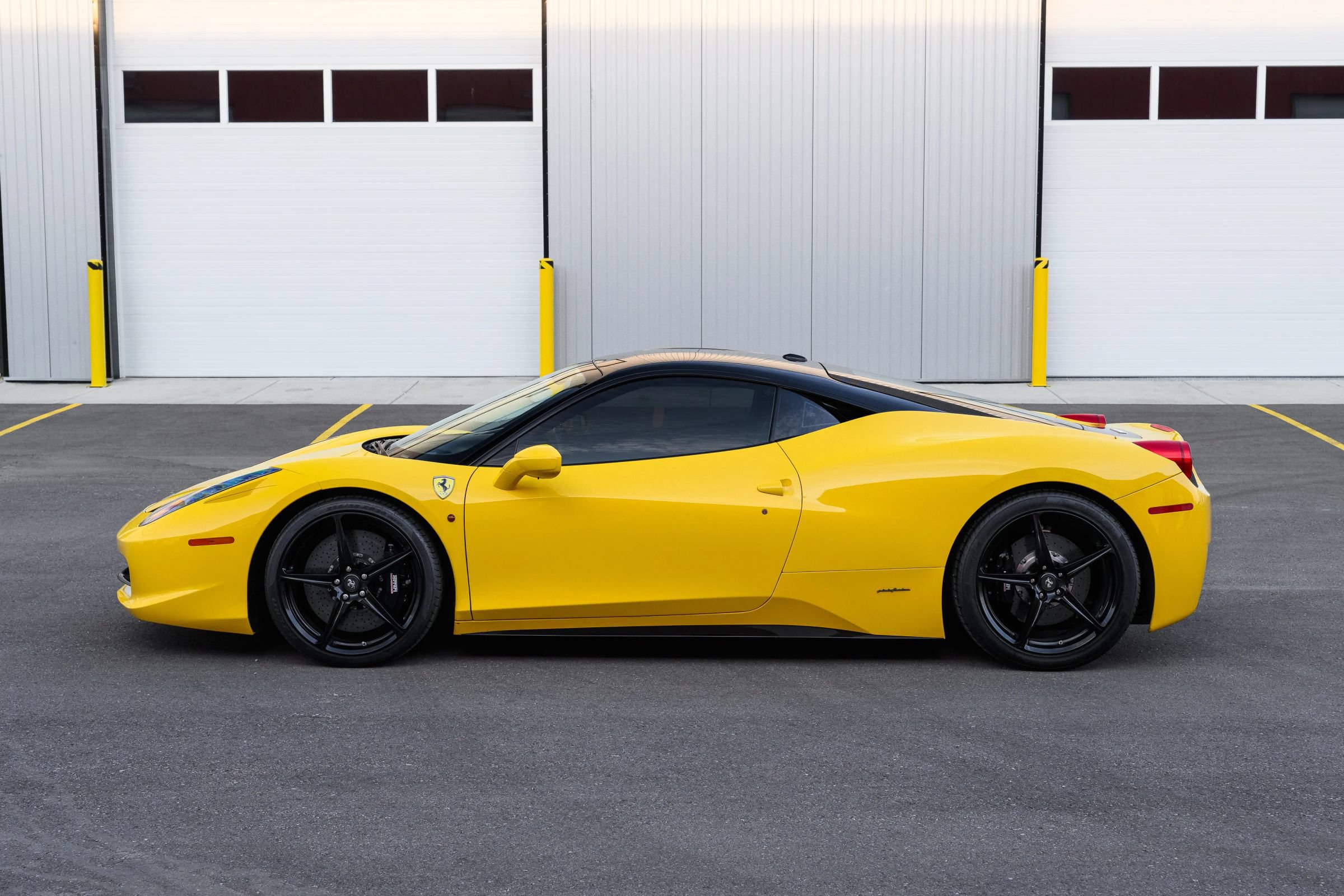 Used 2010 Ferrari 458 Italia Coupe RWD image 10