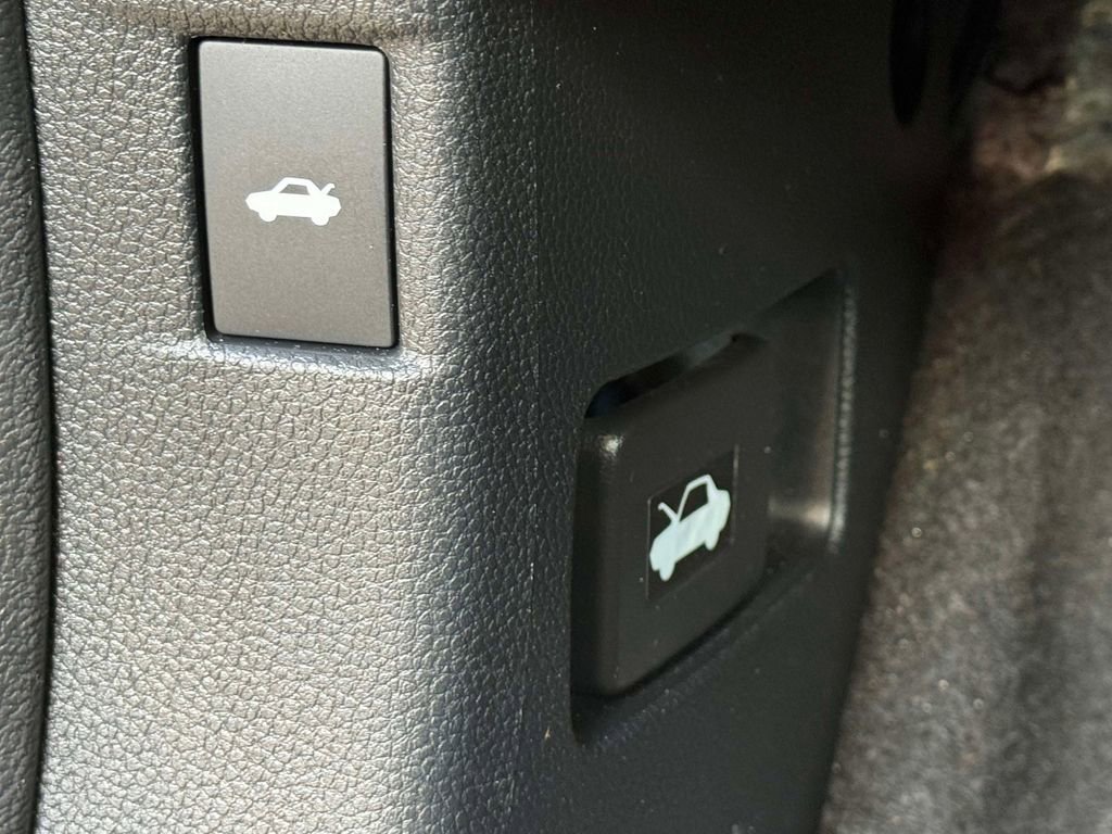 Used 2025 Honda Accord SE image 20