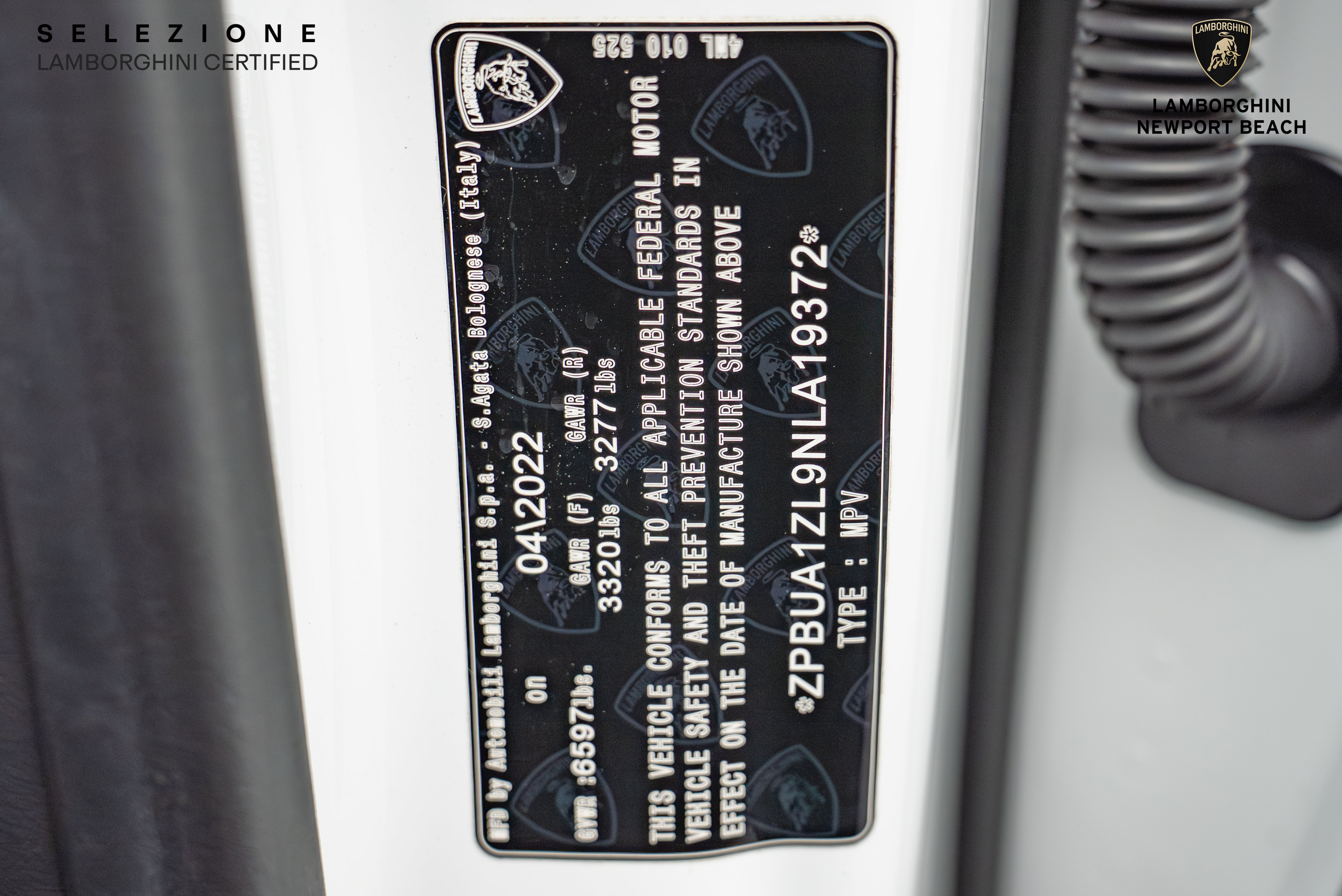 Used 2022 Lamborghini Urus image 38