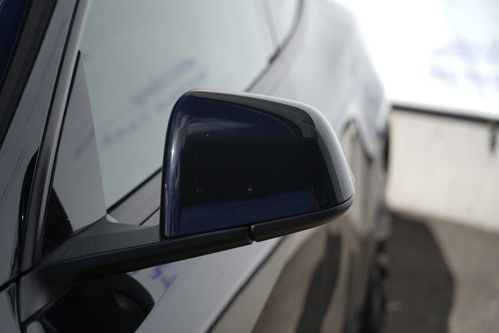 Used 2023 Tesla Model Y Long Range image 12