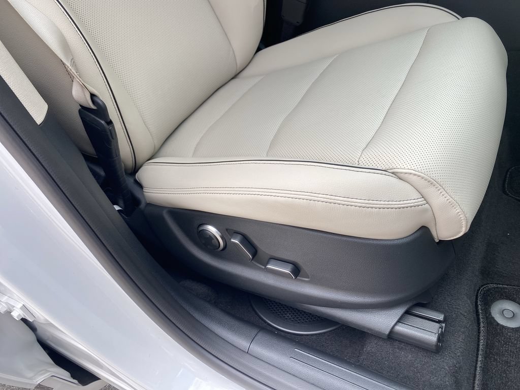 New 2026 Genesis GV70 2.5T Advanced AWD/4WD image 37