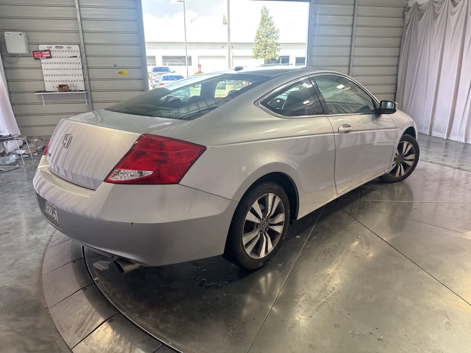 Used 2011 Honda Accord EX-L image 5
