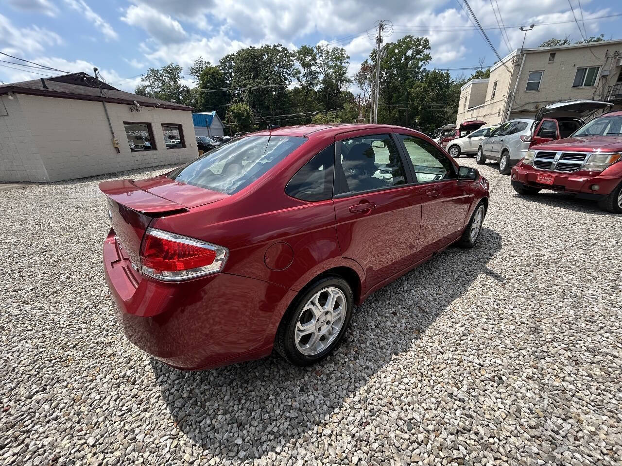 Used 2009 Ford Focus SES FWD image 12
