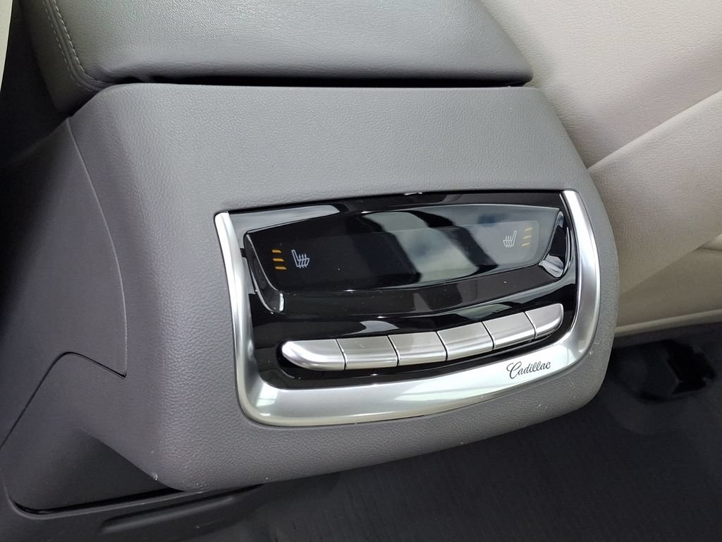 Used 2024 Cadillac XT6 Premium Luxury w/ LPO, Floor Liner Package AWD/4WD image 15