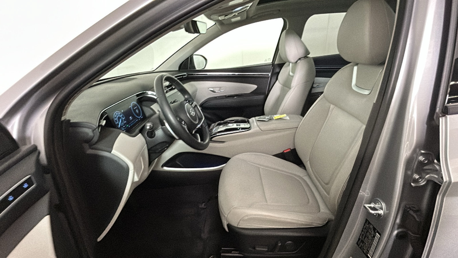 Used 2024 Hyundai Tucson Limited AWD/4WD image 14