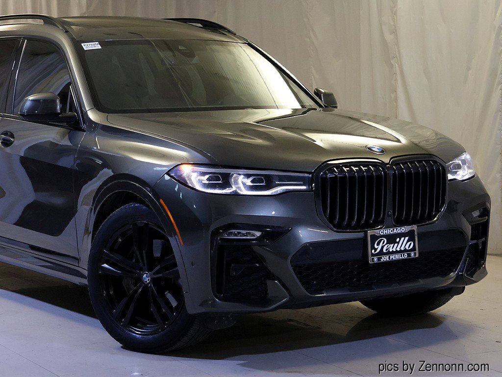 Used 2022 BMW X7 xDrive40i w/ M Sport Package image 2