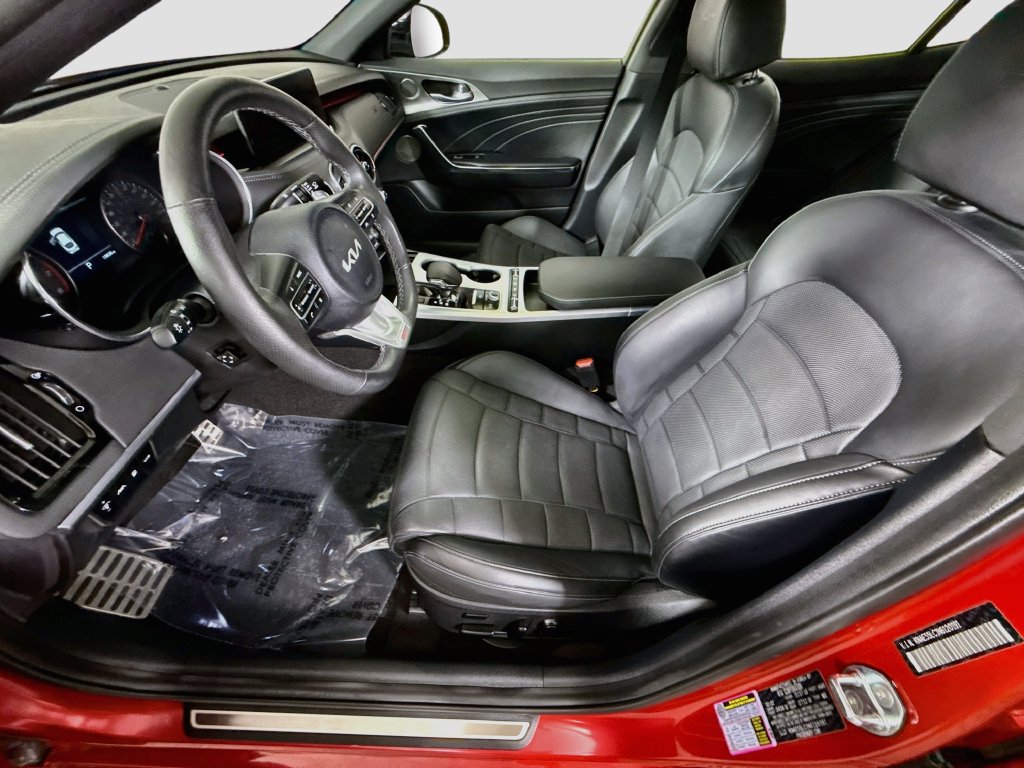 Used 2022 Kia Stinger GT2 AWD/4WD image 27
