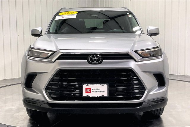 Certified 2025 Toyota Grand Highlander AWD image 2