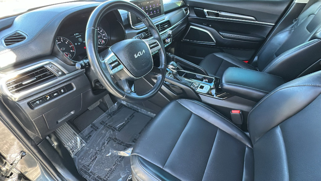 Used 2022 Kia Telluride S image 10