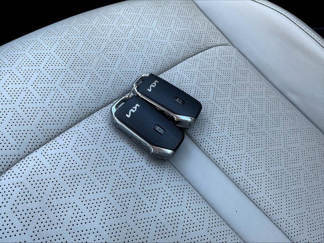 Used 2023 Kia Sorento S FWD image 37