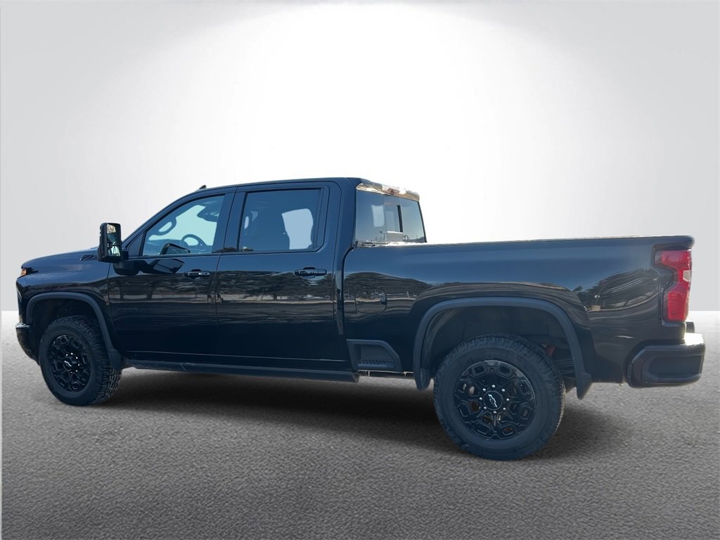 Certified 2024 Chevrolet Silverado 2500 LTZ w/ LTZ Plus Package image 3