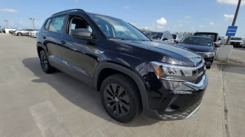 Used 2023 Volkswagen Taos S FWD image 3