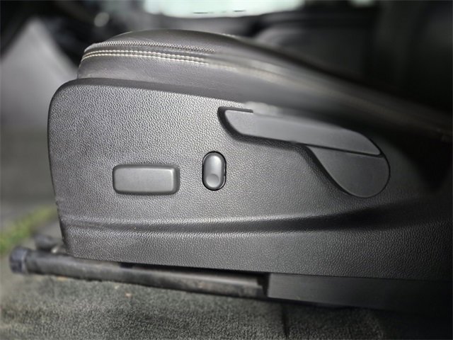 Used 2018 GMC Canyon Denali image 18