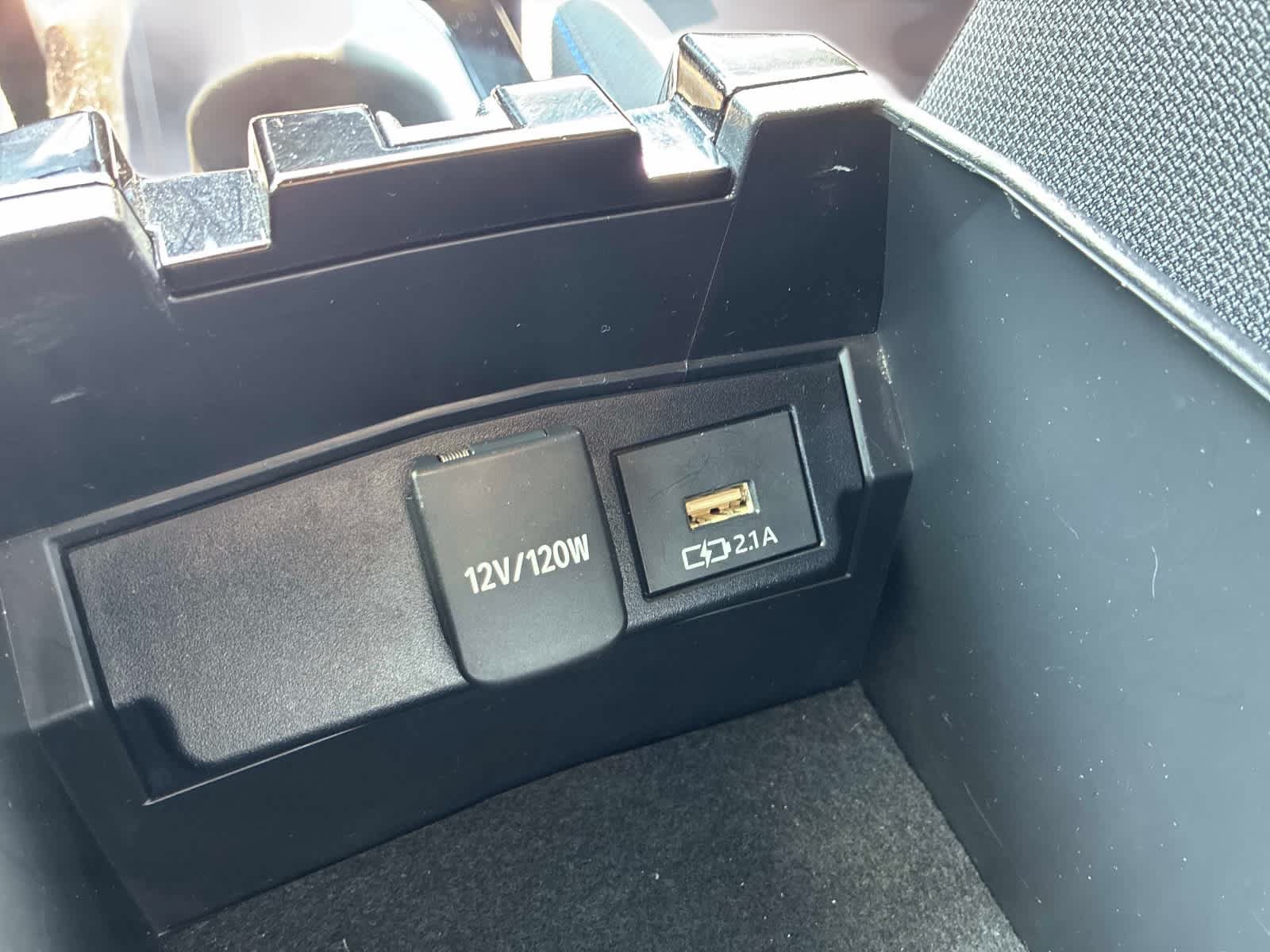 Used 2021 Toyota Corolla SE w/ Carpet Mat Package (TMS) FWD image 25