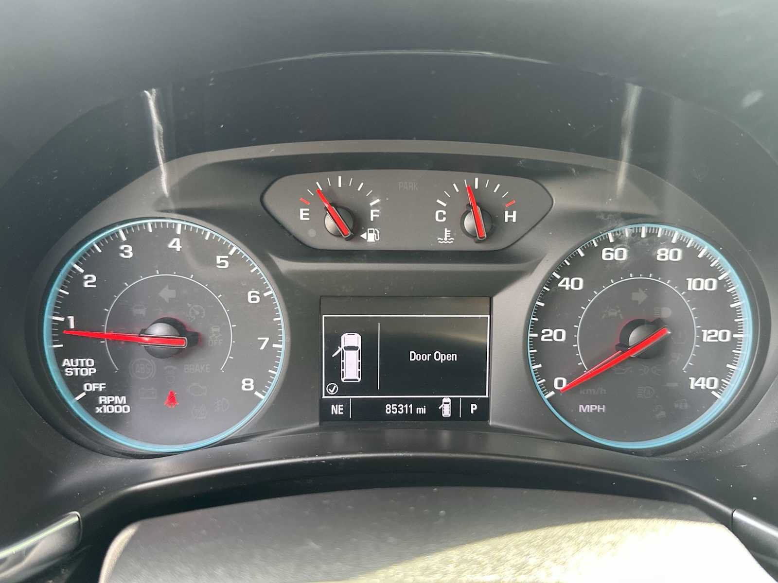 Certified 2018 Chevrolet Equinox LT FWD image 24