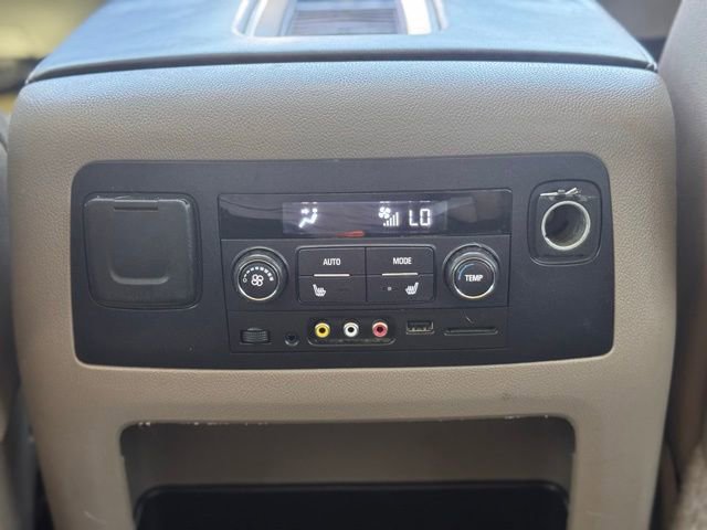 Used 2015 Chevrolet Suburban LTZ AWD/4WD image 29