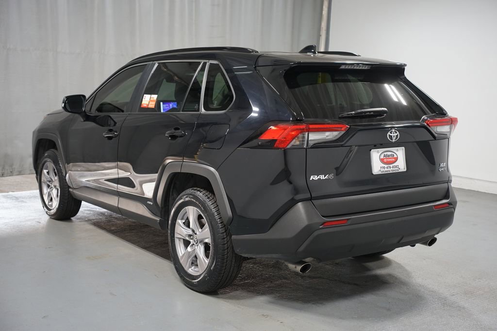 Used 2025 Toyota RAV4 XLE image 6