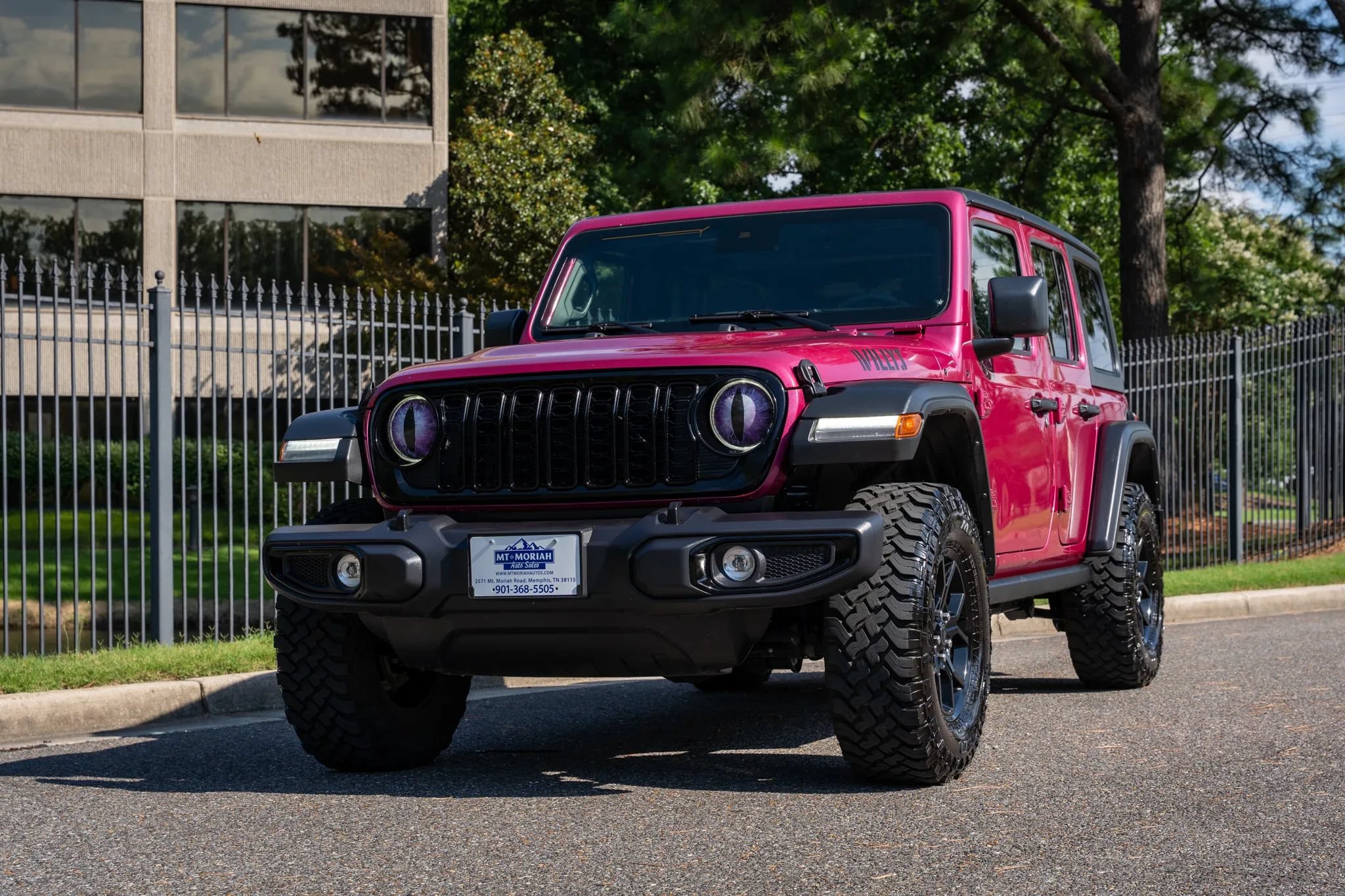 Used 2024 Jeep Wrangler Unlimited Sport AWD/4WD image 2