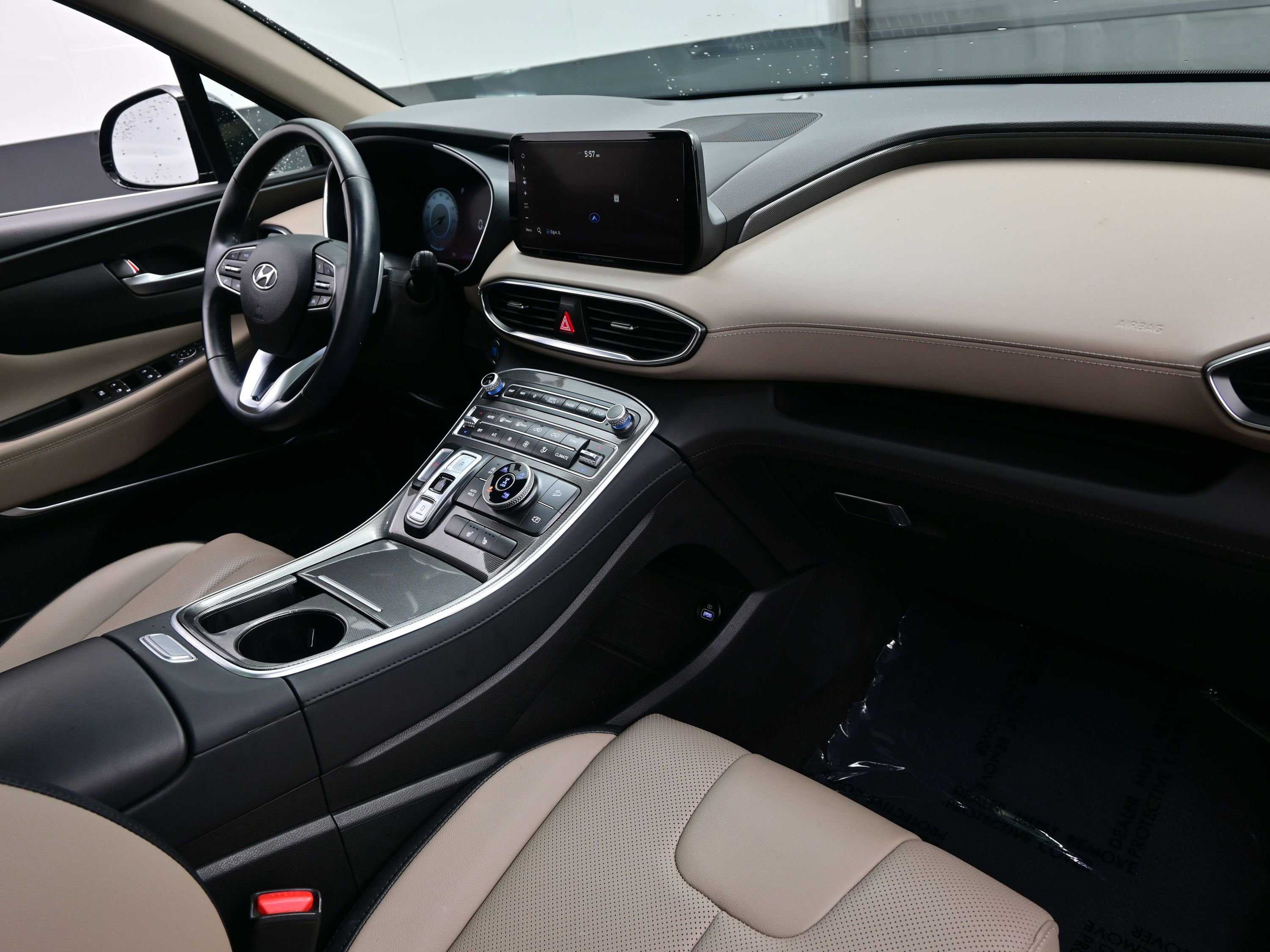 Used 2023 Hyundai Santa Fe SEL w/ Premium Package image 15