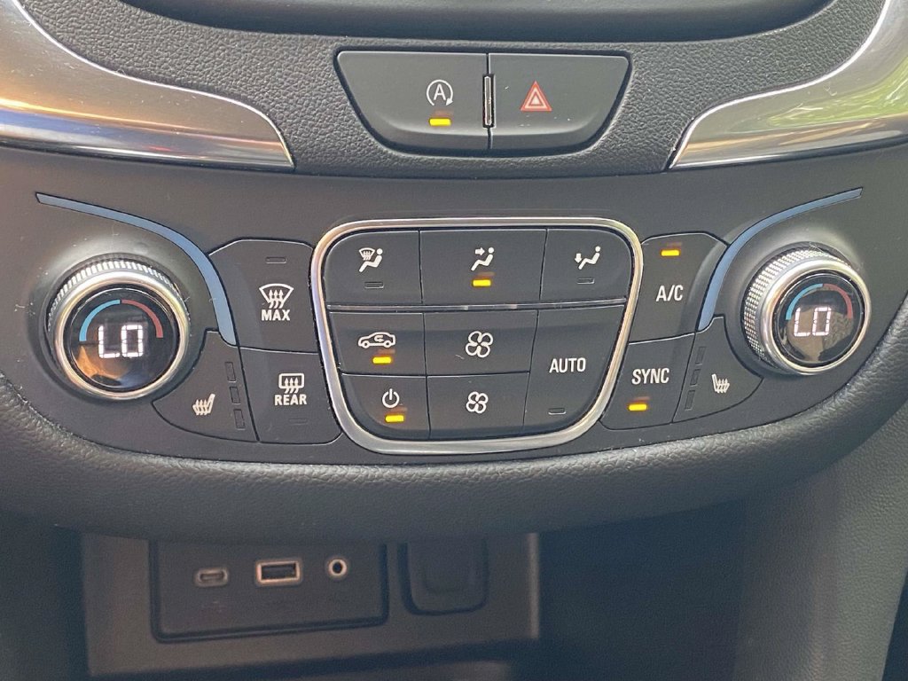 Used 2024 Chevrolet Equinox LT AWD/4WD image 27