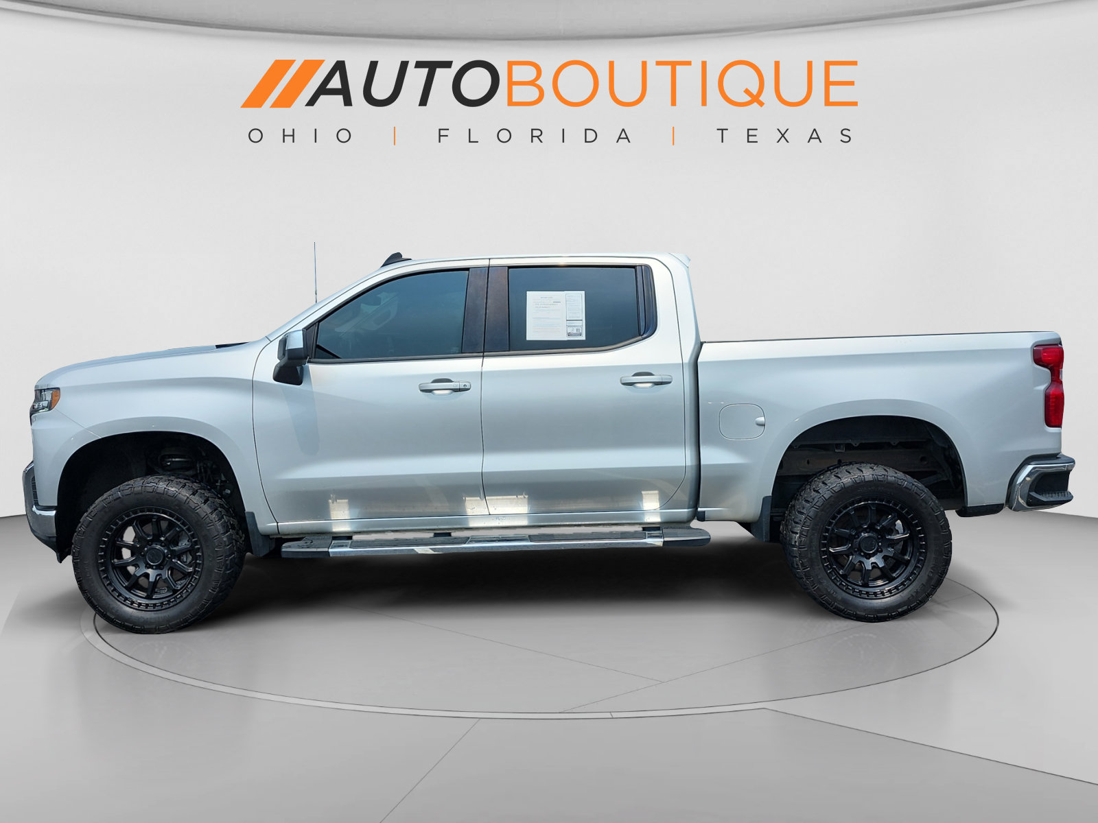 Used 2021 Chevrolet Silverado 1500 LT w/ Z71 Off-Road Package AWD/4WD image 2