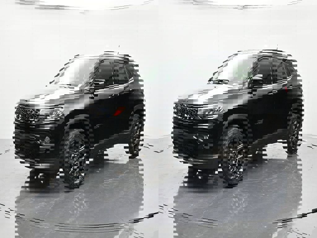 New 2026 Jeep Compass Latitude image 1