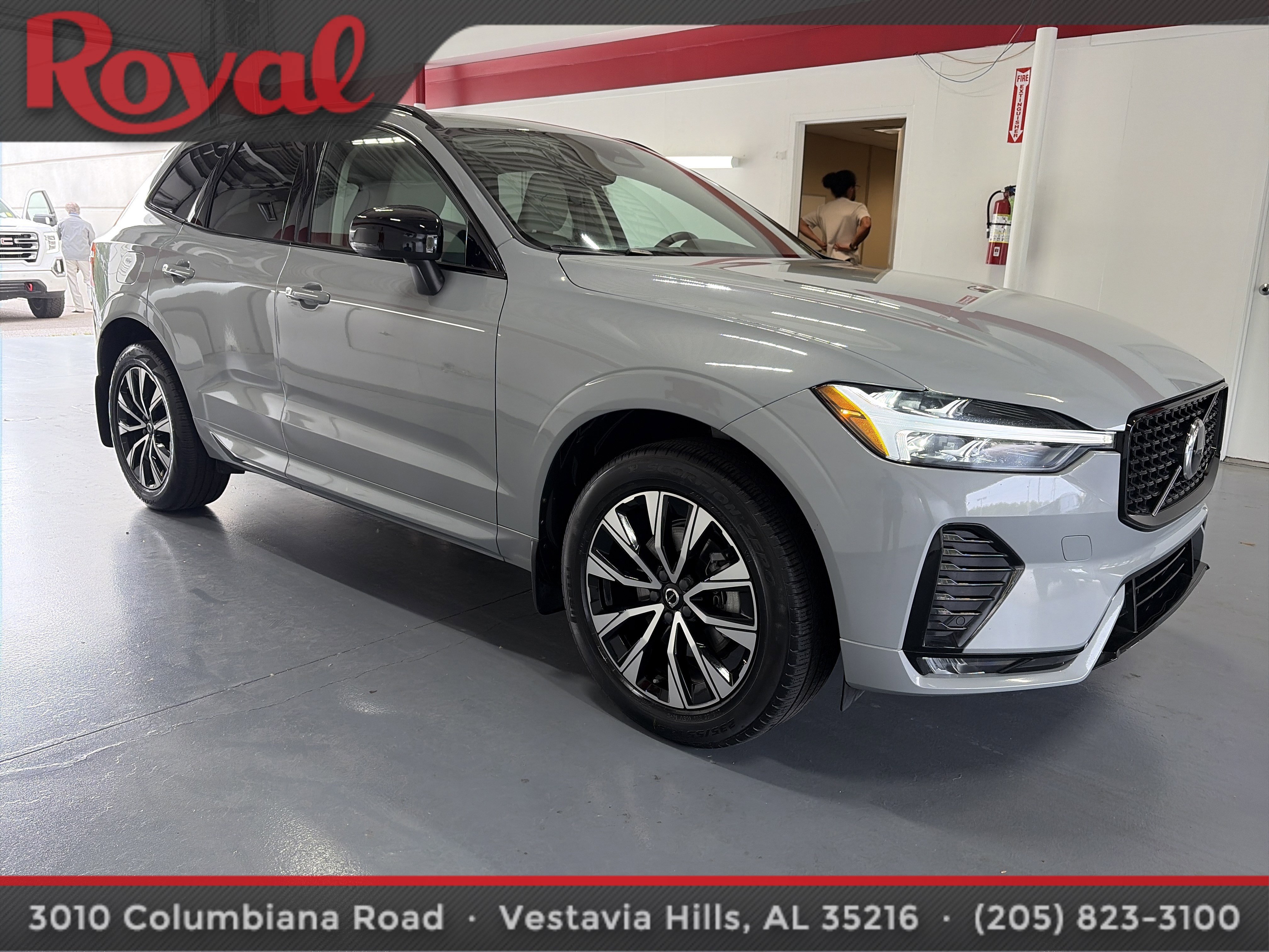 Certified 2024 Volvo XC60 B5 Core w/ Protection Package Premier image 8