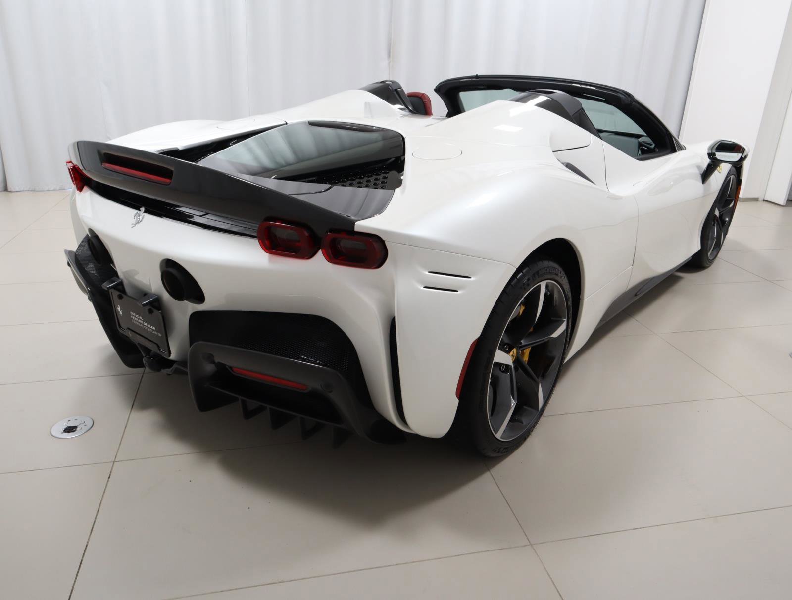 Certified 2023 Ferrari SF90 Spider image 9