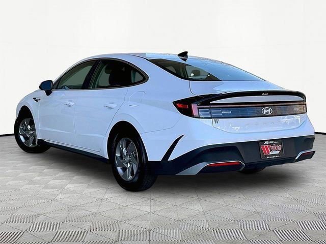 Used 2026 Hyundai Sonata SE FWD image 4
