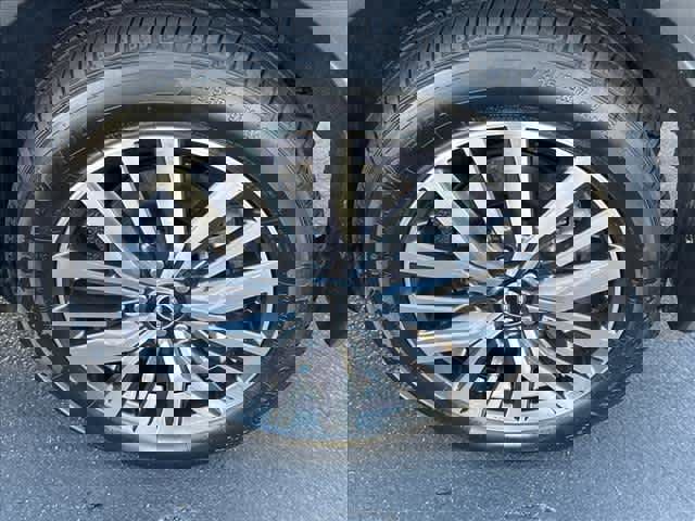 Used 2023 Nissan Kicks SV image 23