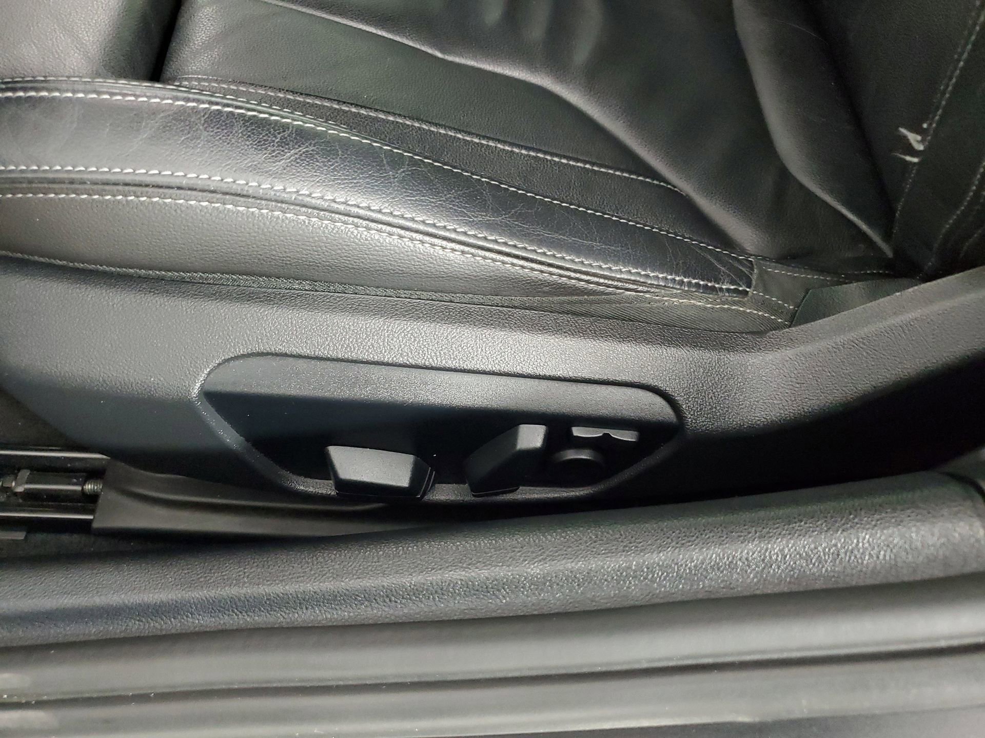 Used 2019 BMW Z4 sDrive30i w/ M Sport Package image 34