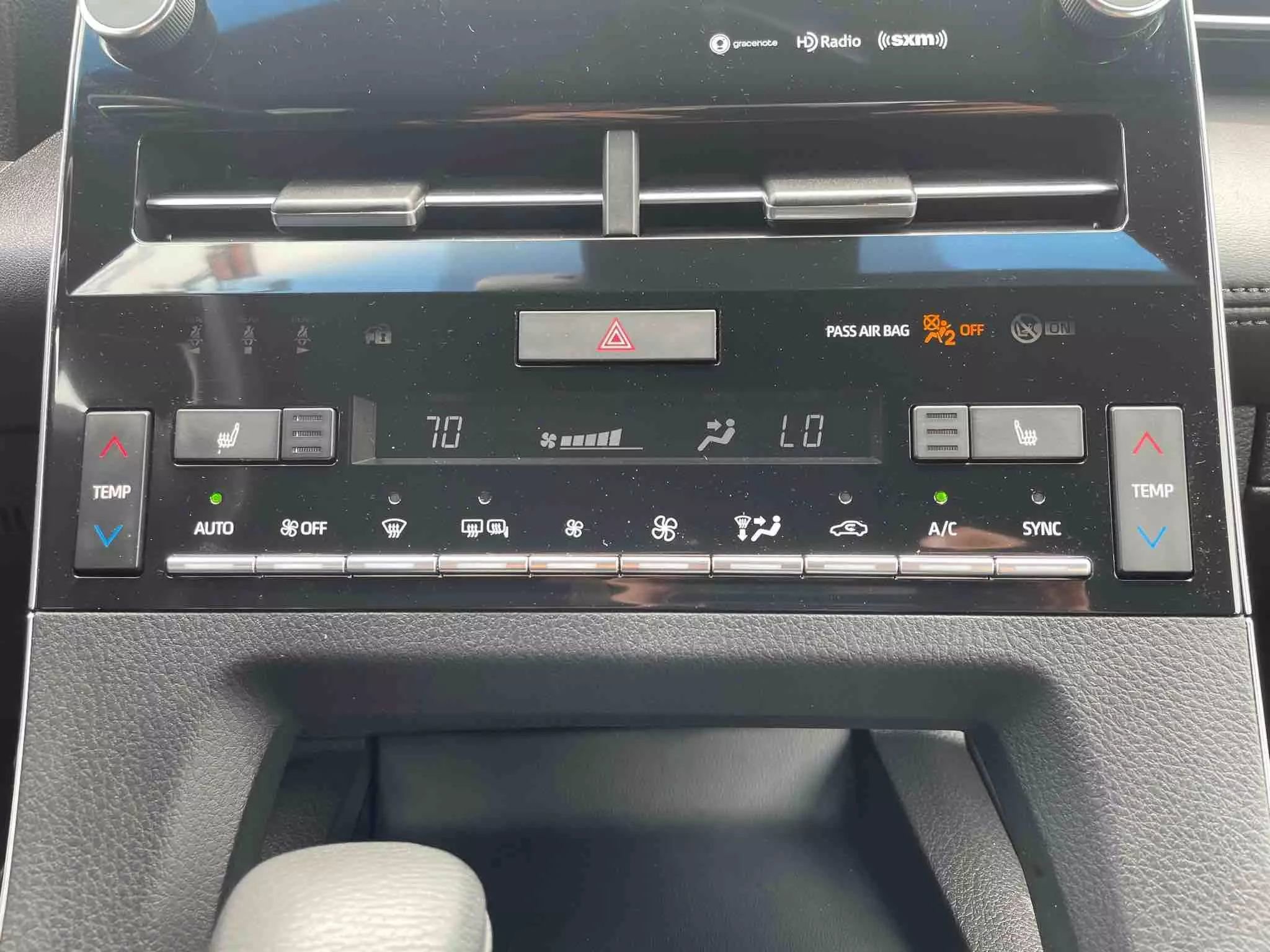 Used 2019 Toyota Avalon XLE image 39