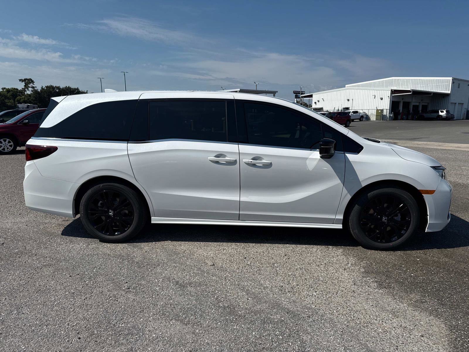 New 2026 Honda Odyssey Sport-L image 2