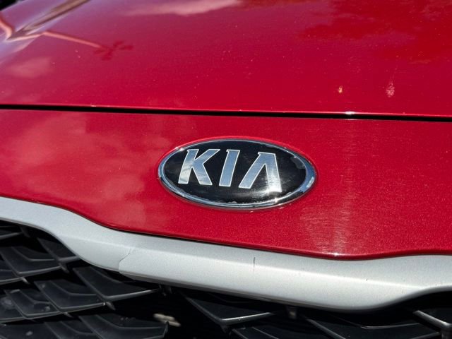 Certified 2021 Kia Forte LXS FWD image 7