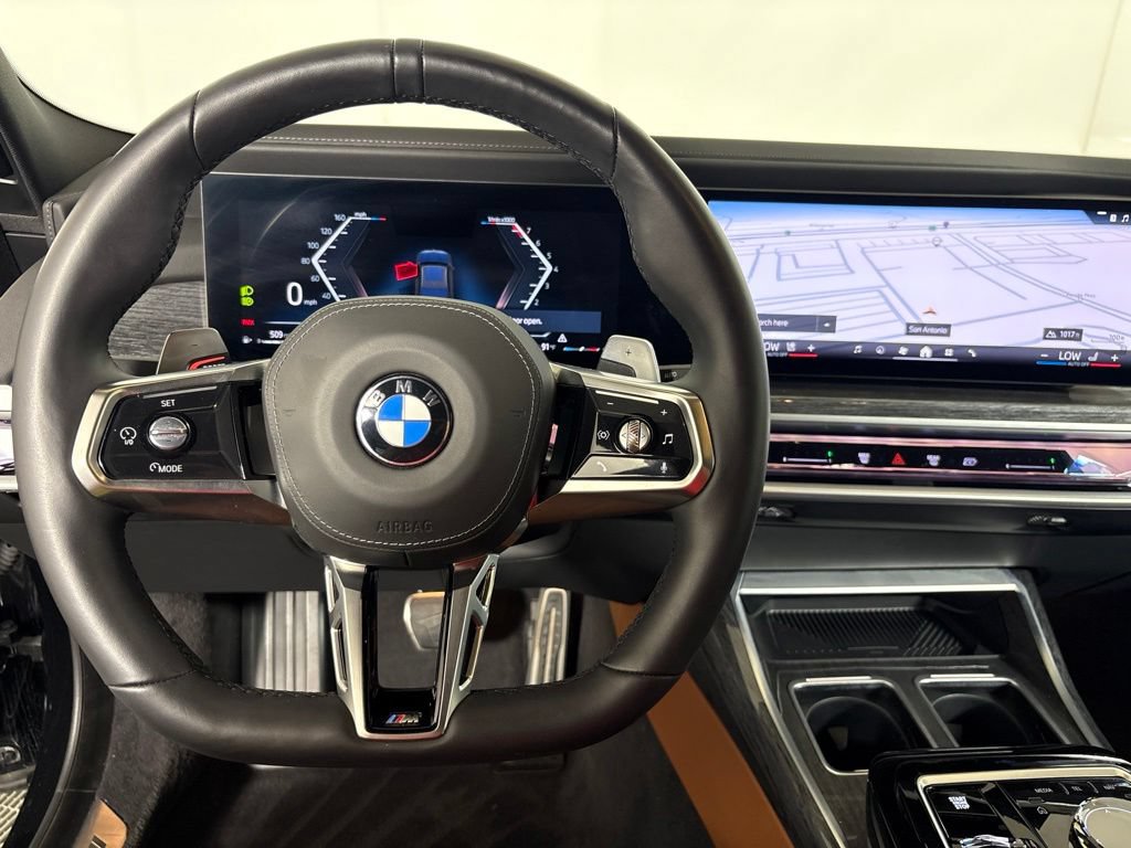 Certified 2025 BMW 740i xDrive w/ Premium Package AWD/4WD image 19