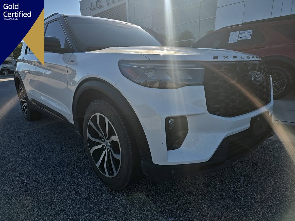 Used 2025 Ford Explorer ST-Line