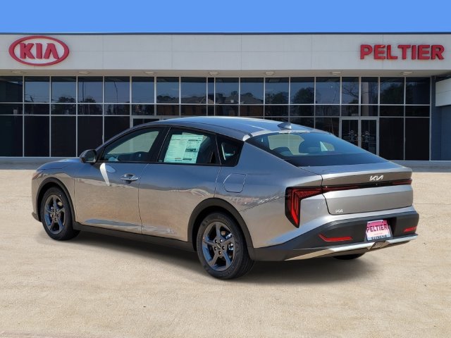 New 2026 Kia K4 FWD image 3