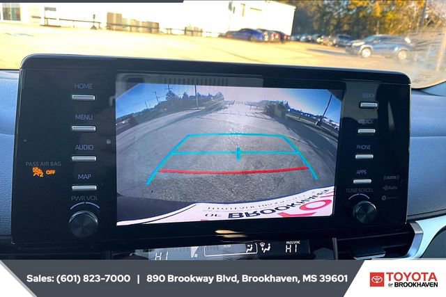 Used 2023 Toyota Sienna LE image 15