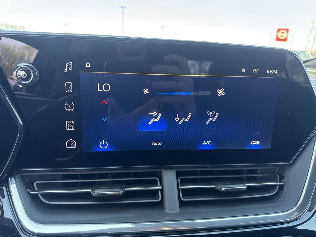 New 2026 Chevrolet Trax RS image 19