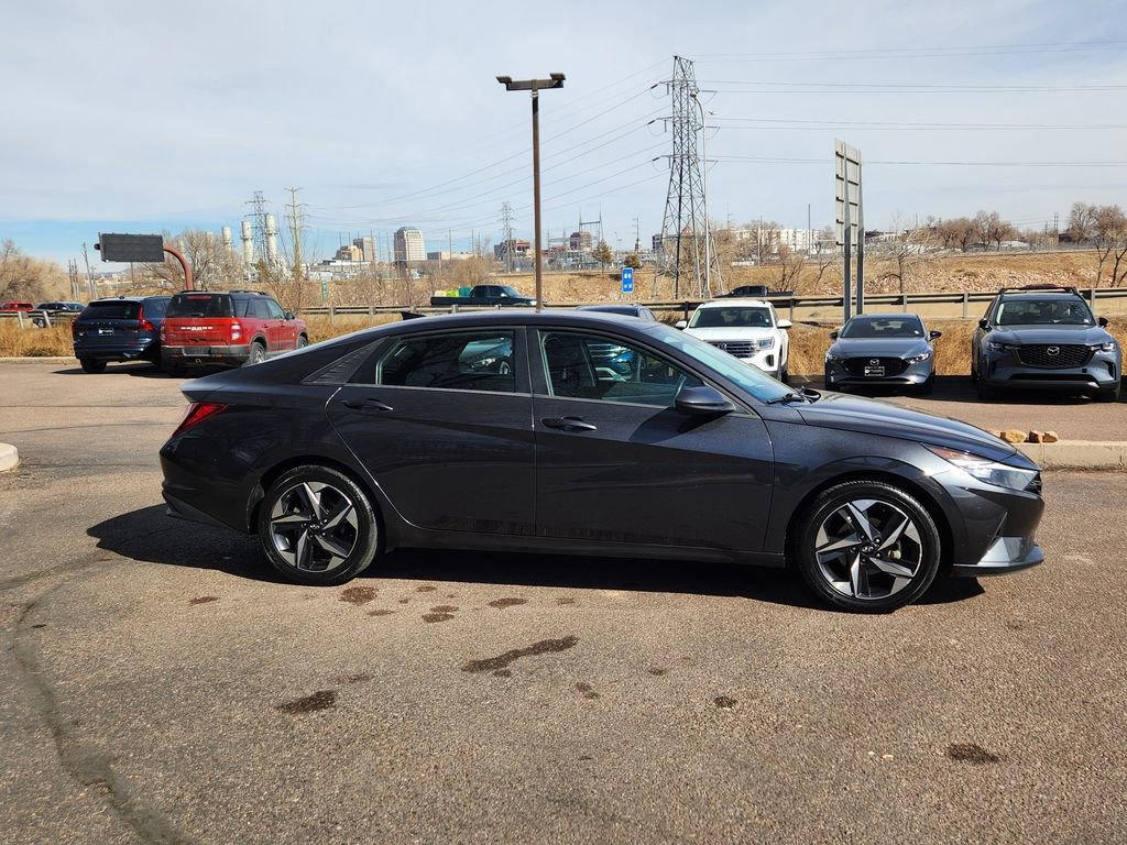 Used 2023 Hyundai Elantra SEL w/ Convenience Package image 23