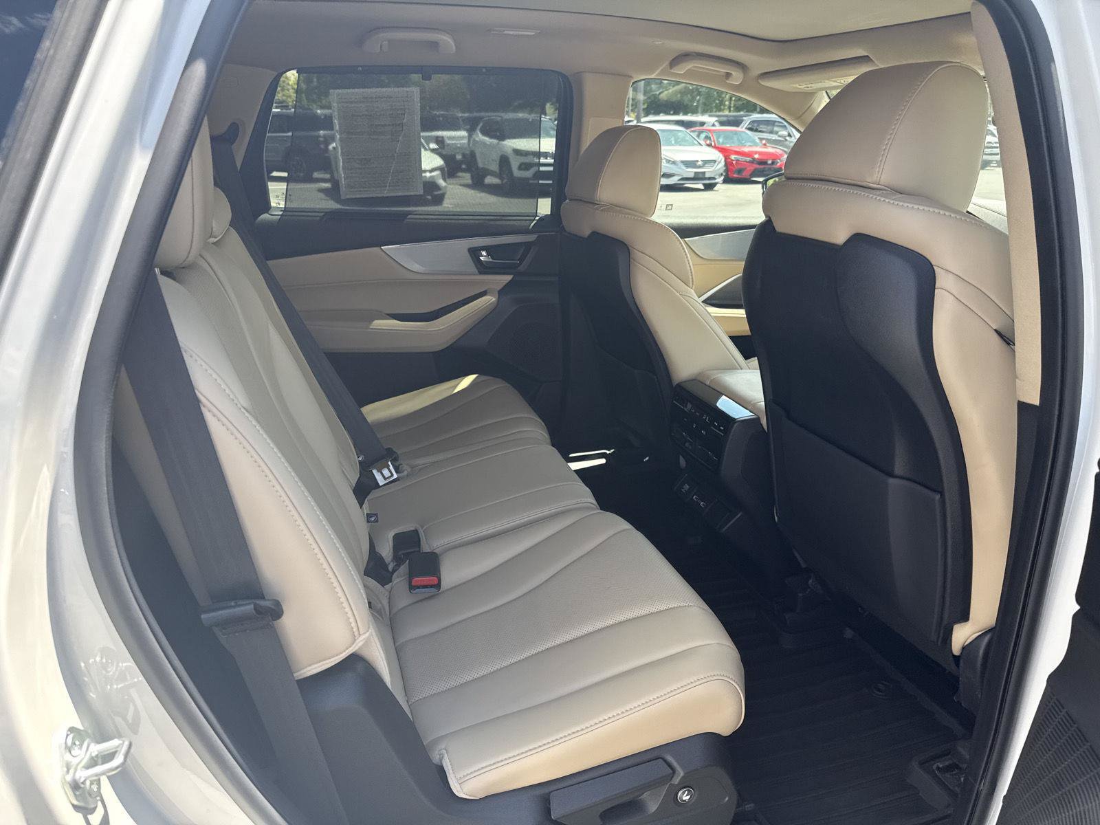 Used 2024 Acura MDX w/ Technology Package AWD/4WD image 32
