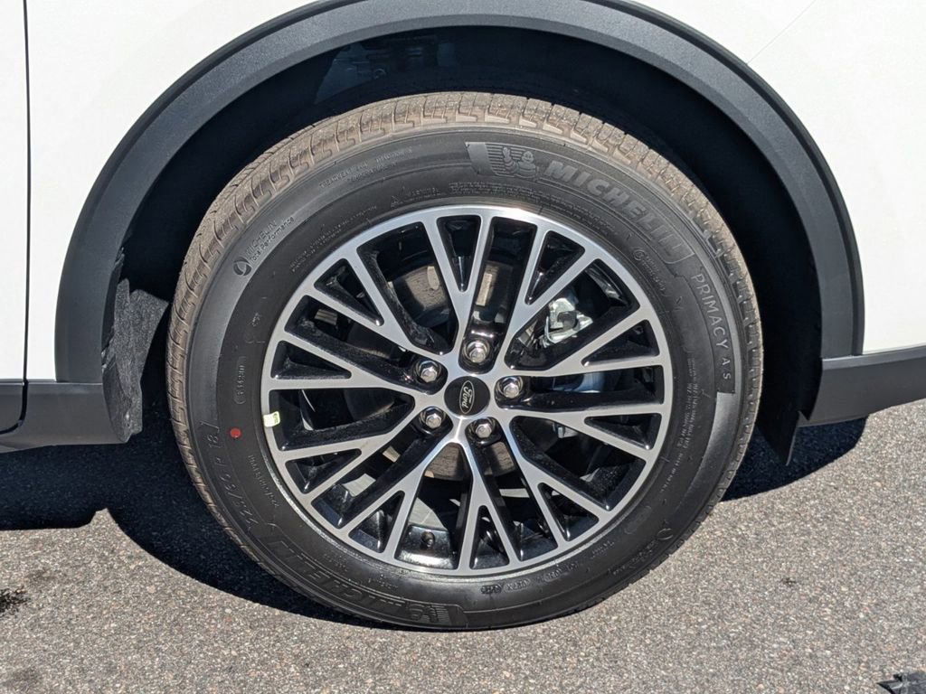 New 2026 Ford Escape SE image 11