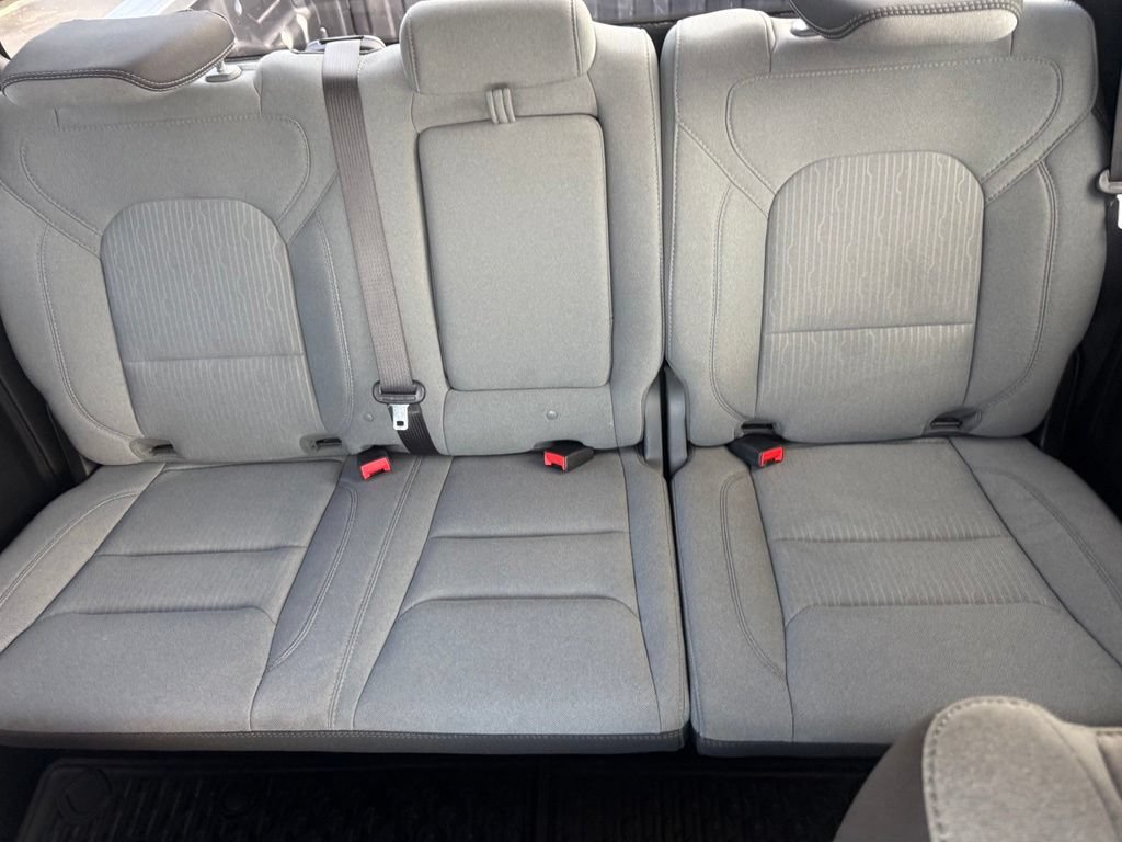 Used 2022 RAM 1500 Big Horn AWD/4WD image 36