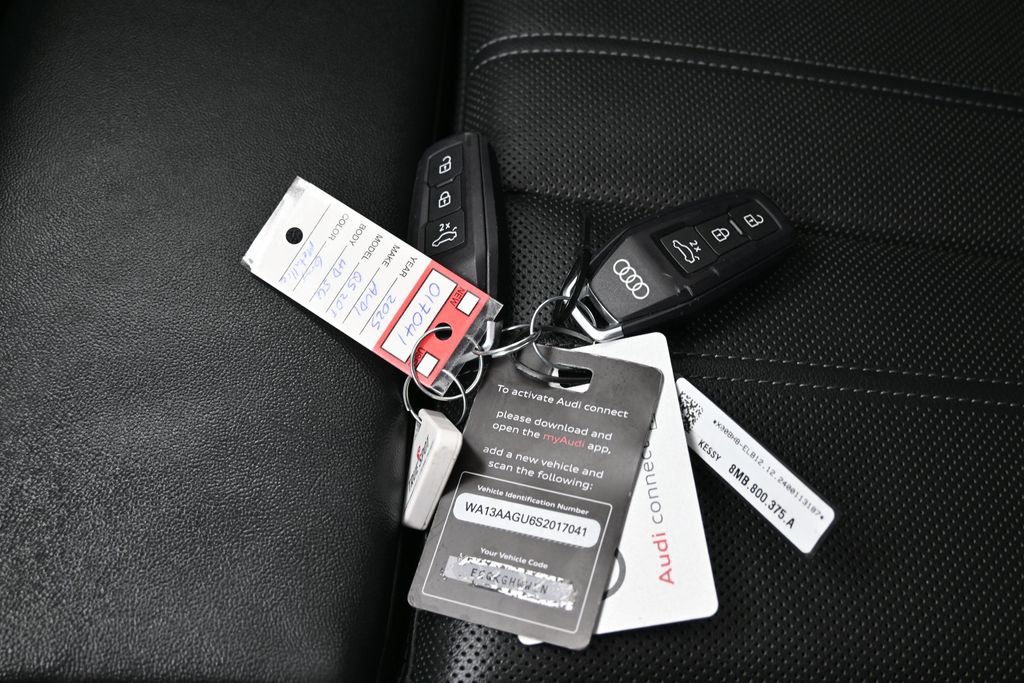 Used 2025 Audi Q5 Prestige AWD/4WD image 30