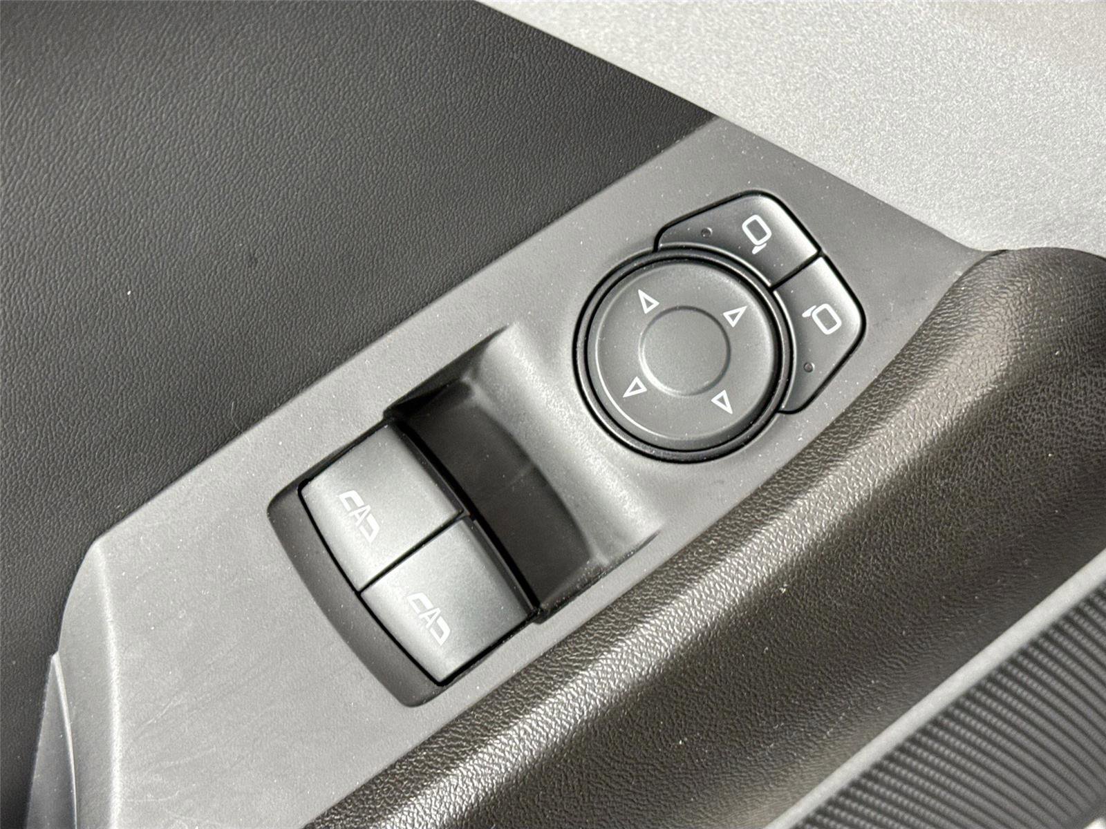 Used 2021 Chevrolet Camaro LT image 24