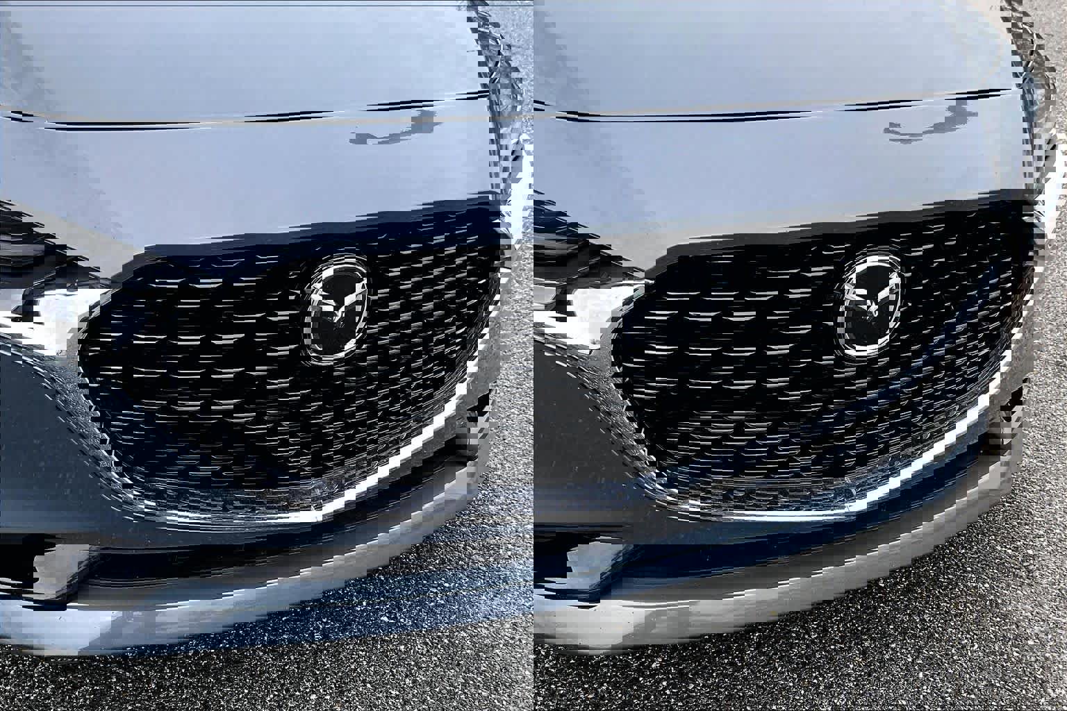 Used 2023 MAZDA MAZDA3 s image 30