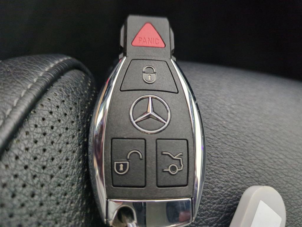 Used 2016 Mercedes-Benz GLA 45 AMG 4MATIC image 38