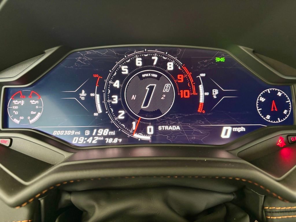 Used 2024 Lamborghini Huracan Sterrato image 12