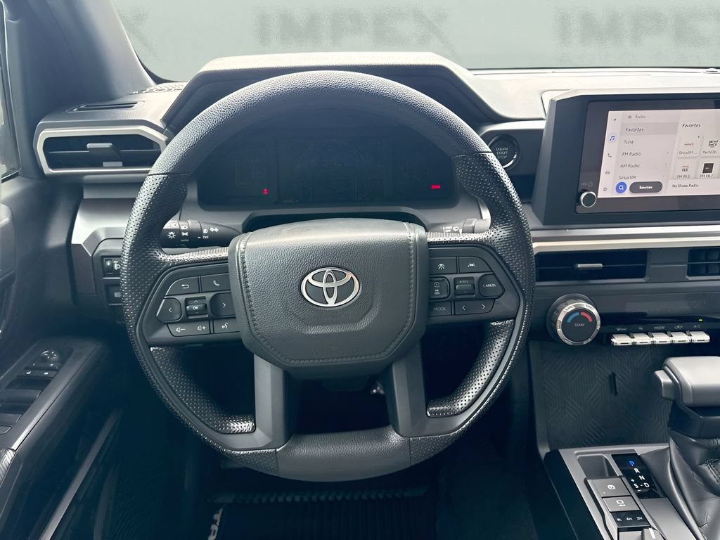 Used 2025 Toyota Tacoma SR5 AWD/4WD image 13