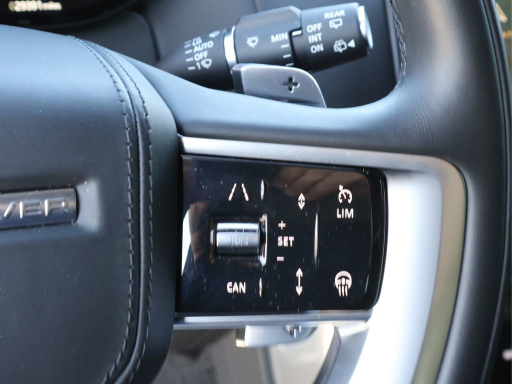 Certified 2023 Land Rover Range Rover SV image 10